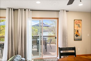 Interior - Old Smokey: 818 Deerfield Way (LaFollette)