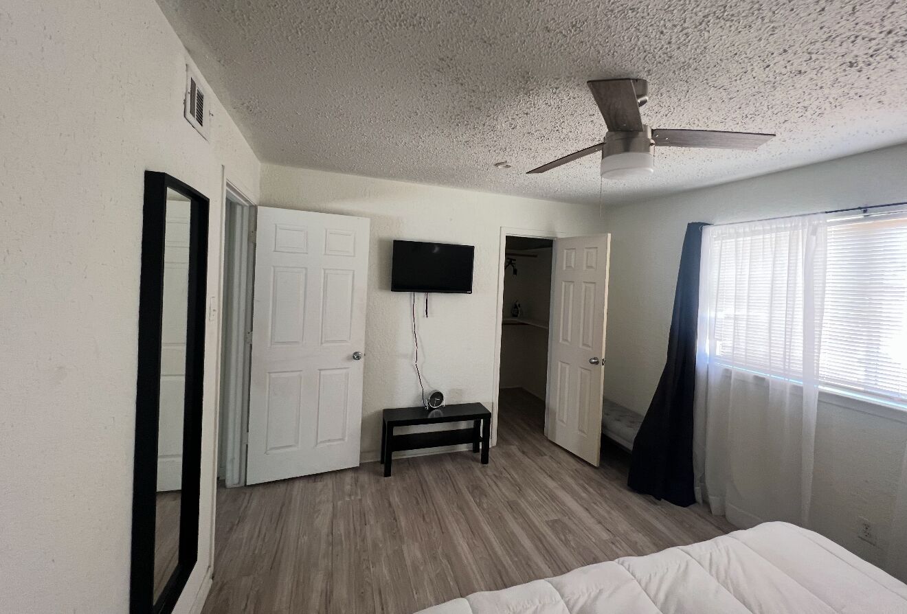 Deluxe Apartment, Pool View | Free WiFi