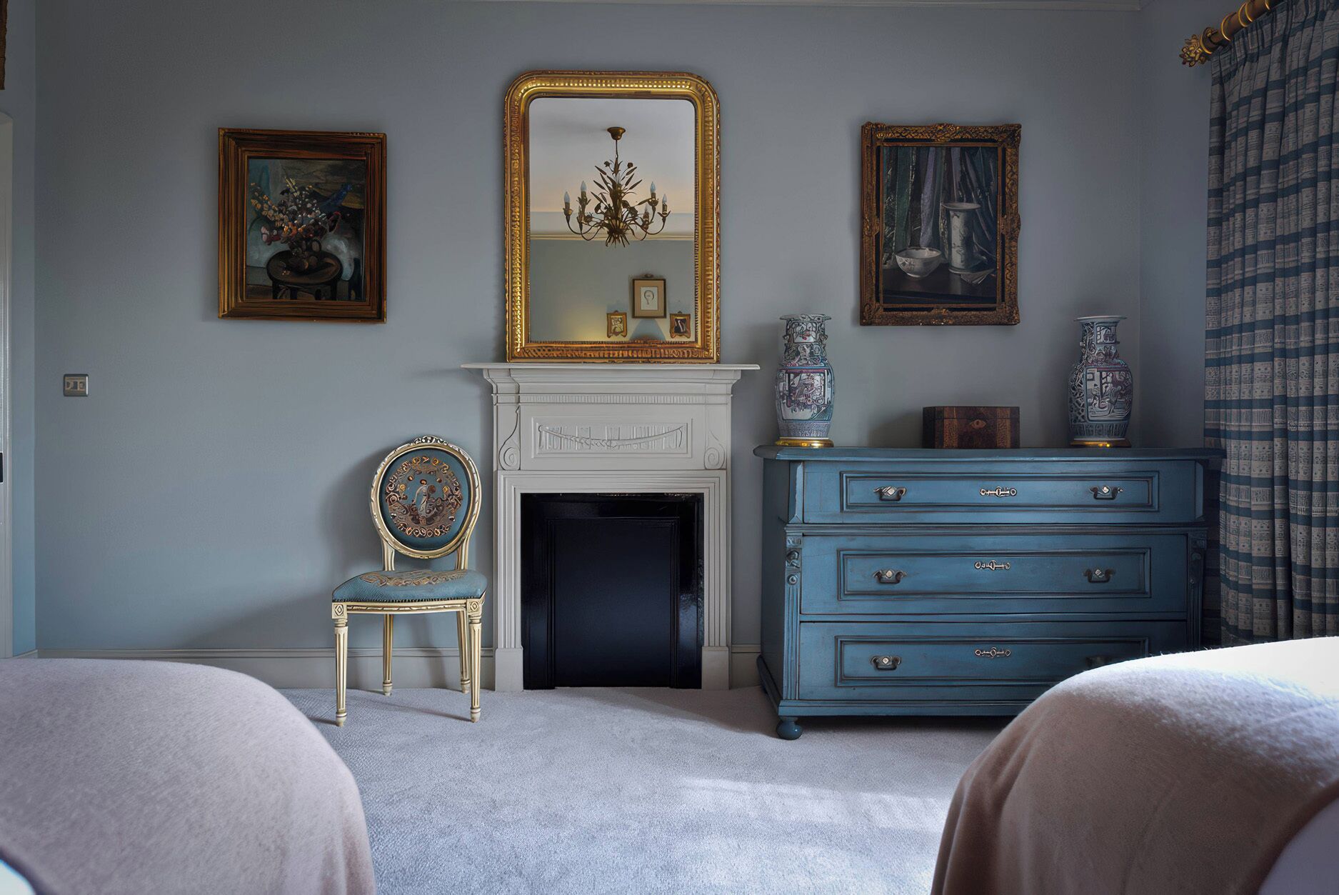 5 bedrooms, WiFi (free), individually decorated, individually furnished