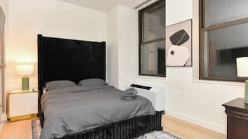 Iron/ironing board, free WiFi, bed sheets, wheelchair access