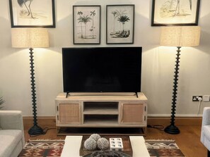 Living area - The Lady Rothschild Stables (Peterborough)