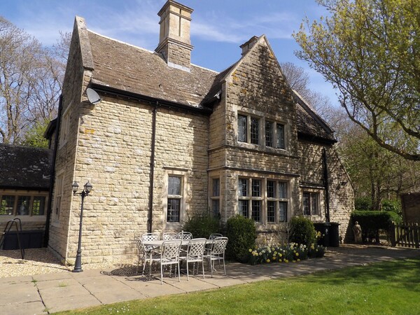 Greenwood Manor - Cambridgeshire