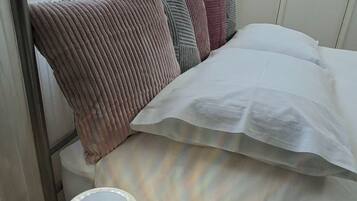 1 Schlafzimmer, Bügeleisen/Bügelbrett, kostenloses WLAN, Bettwäsche