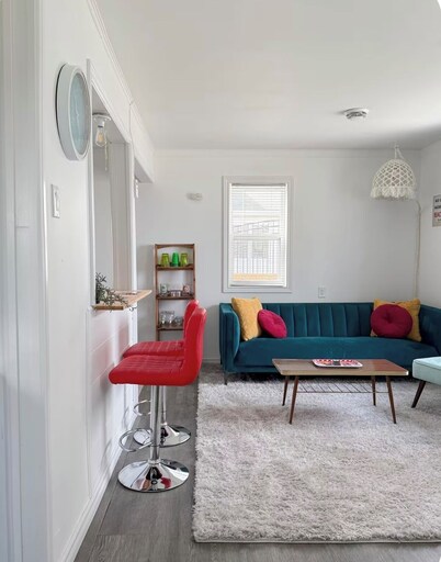 Retro Retreat - Riverfront Access - St. Clair River