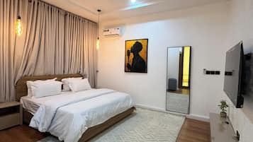 Economy Room, Balcony, City View