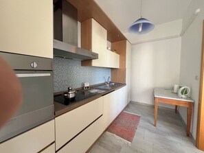 Private kitchen - Apartment with a view of the bay of Otranto a stone's throw from the sea (Otranto)