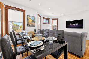 Dining - The Milton Manor 5BR 2BA - Sleeps 10 - Unit 2 - FIFA World Cup 2026 (Milton)