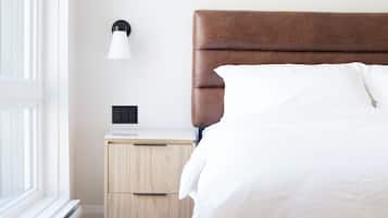 Luxury Room, Housekeeping | In-room safe, desk, laptop workspace, soundproofing