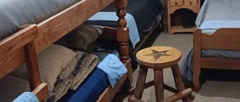 1 habitación, wifi gratis y ropa de cama