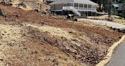 Marvelous 4-bedroom villa with AC in charming Chester. Lake Almanor Home