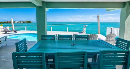 Keys Oceanfront Oasis 4BR, 3.5 Bath Pool Home in Marathon. Amazing views