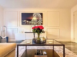 Interior - Stylish 2 BDR house in Grays Essex (Grays)