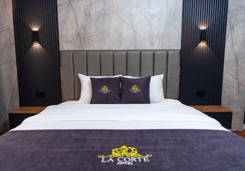 Hotel LaCorte 