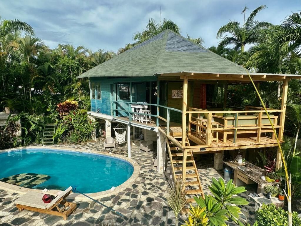 House, 3 Bedrooms | Pool