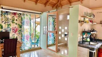 House, 3 Bedrooms | Interior