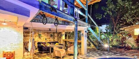 House, 3 Bedrooms | Pool