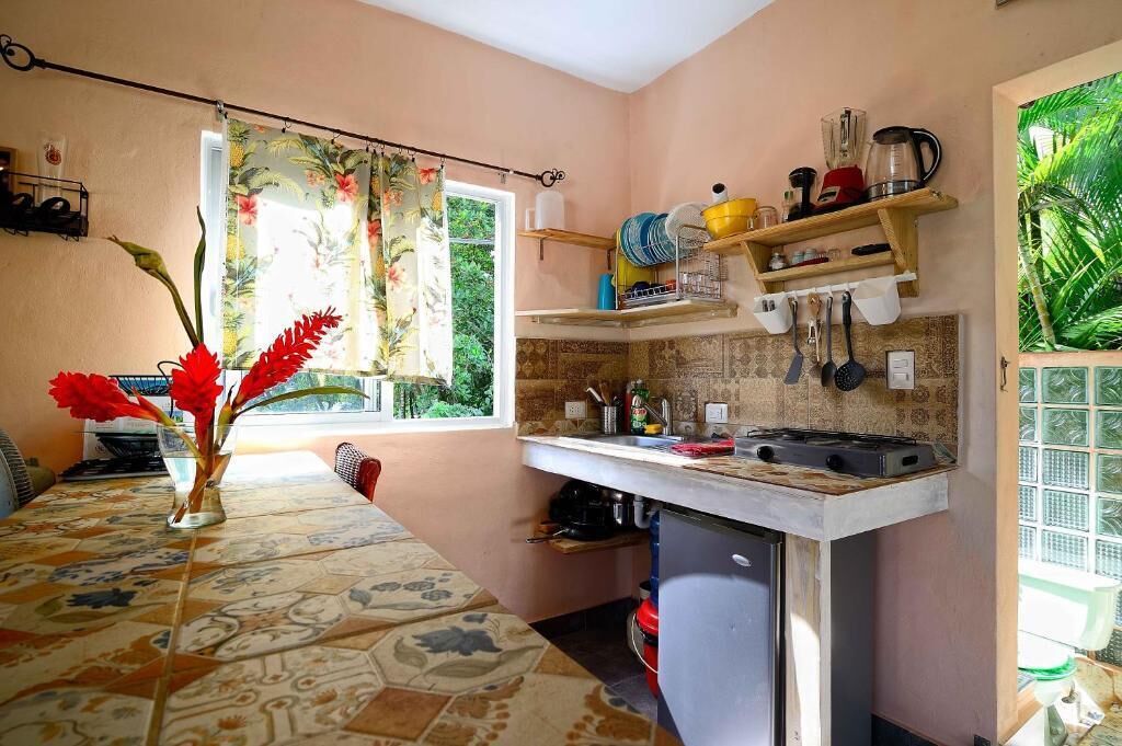 House, 3 Bedrooms | Private kitchen