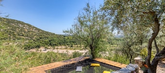La loge du Loriot at the Gateway to the Hérault Gorges