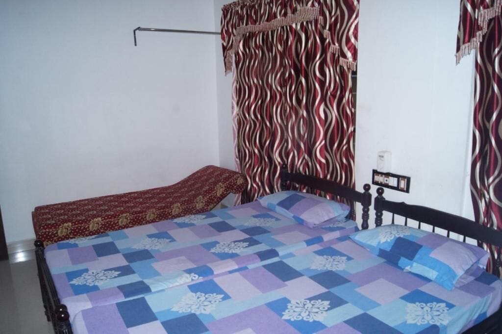 Deluxe Double Room, Balcony | Free WiFi