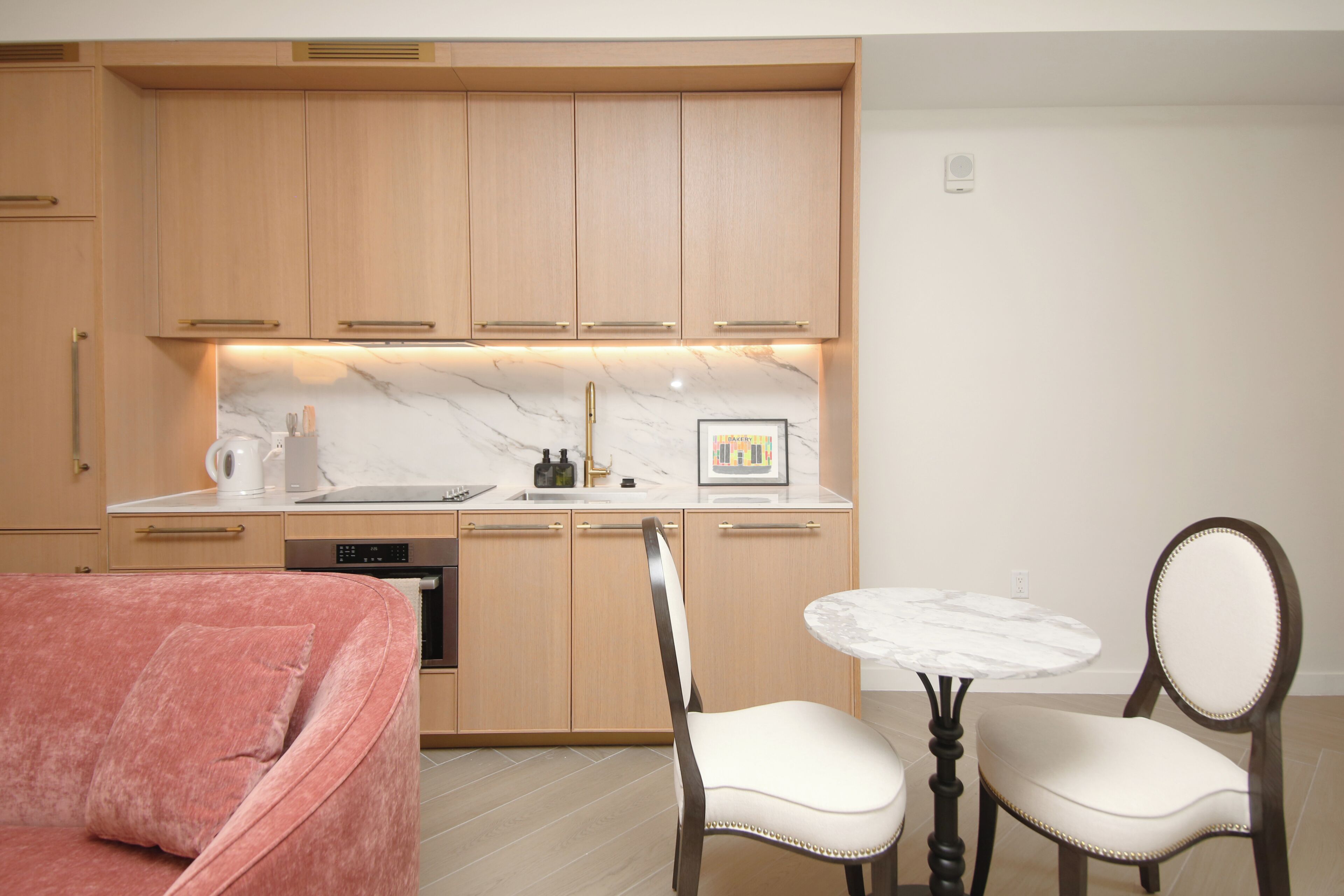 City Studio | Private kitchen | Full-size fridge, microwave, oven, stovetop
