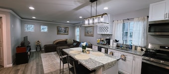 Charming 2-bedroom townhome with AC in peaceful Morristown