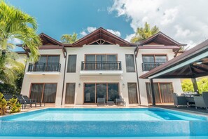 House - Amazing Villa w Pool bbq and Ocean View at Samana (Samaná)