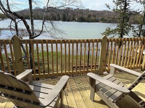 Property grounds - Lake and Trail Cottages on Little Traverse Lake (Maple City)