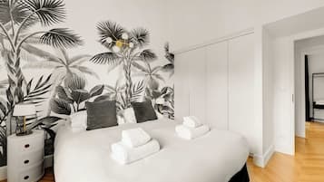 Apartment | 2 bedrooms, laptop workspace, iron/ironing board, bed sheets