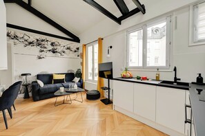 Living area - Spacious Appartement 2br/7p - Nogent-sur-marne (Nogent-sur-Marne)