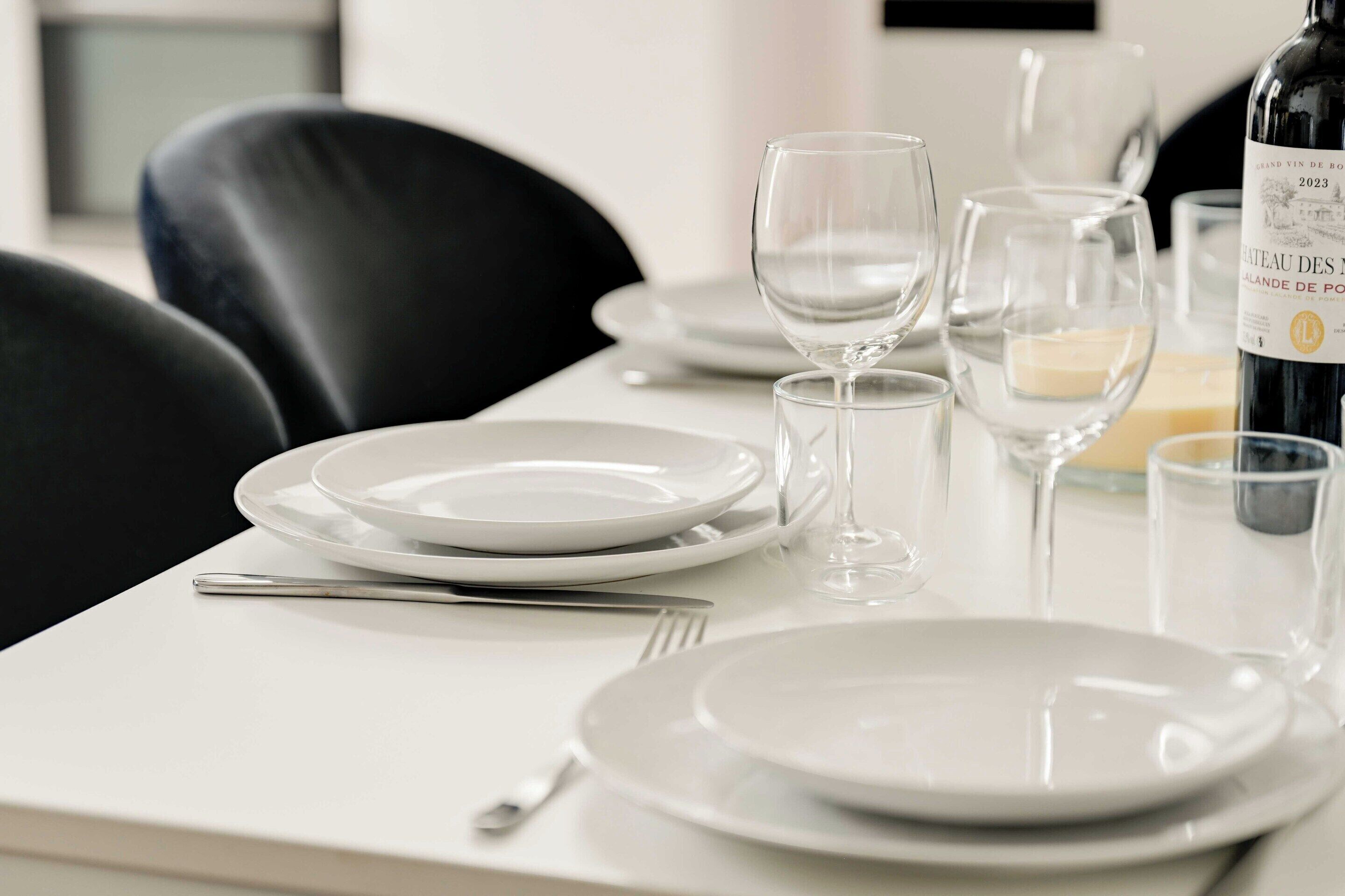 Apartment | Dining
