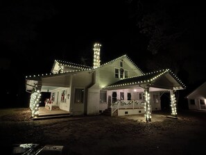 Exterior - HISTORIC, Walkable to town, very lose to Brunswick Beaches! (Shallotte)