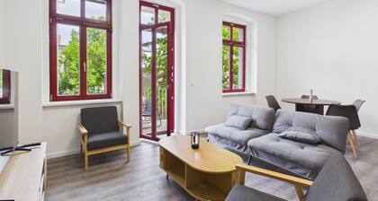 Group apartment with balcony, up to 5 persons - GÖ07