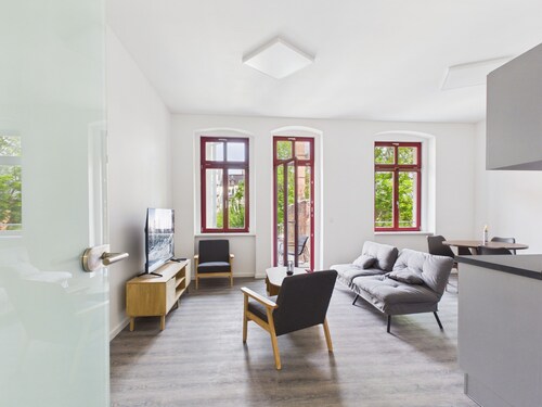 Group apartment with balcony, up to 5 persons - GÖ07