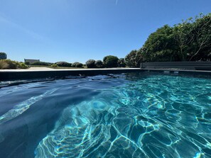 Pool - Holiday Home “Kerou Plage” – Sea View, 50 m from Beach, Private Pool (Clohars-Carnoët)