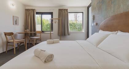 EDEN LUXURY ROOMS & GARDEN