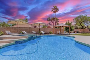 Outdoor pool, a heated pool - Scottsdale 4 Bdrm Retreat, Pool, Spa, Prime Location! (Scottsdale)