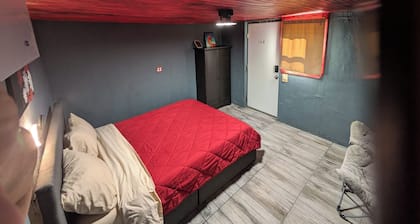 Quiet Cabin with AC in charming Terlingua Ranch perfect for relaxing getaway