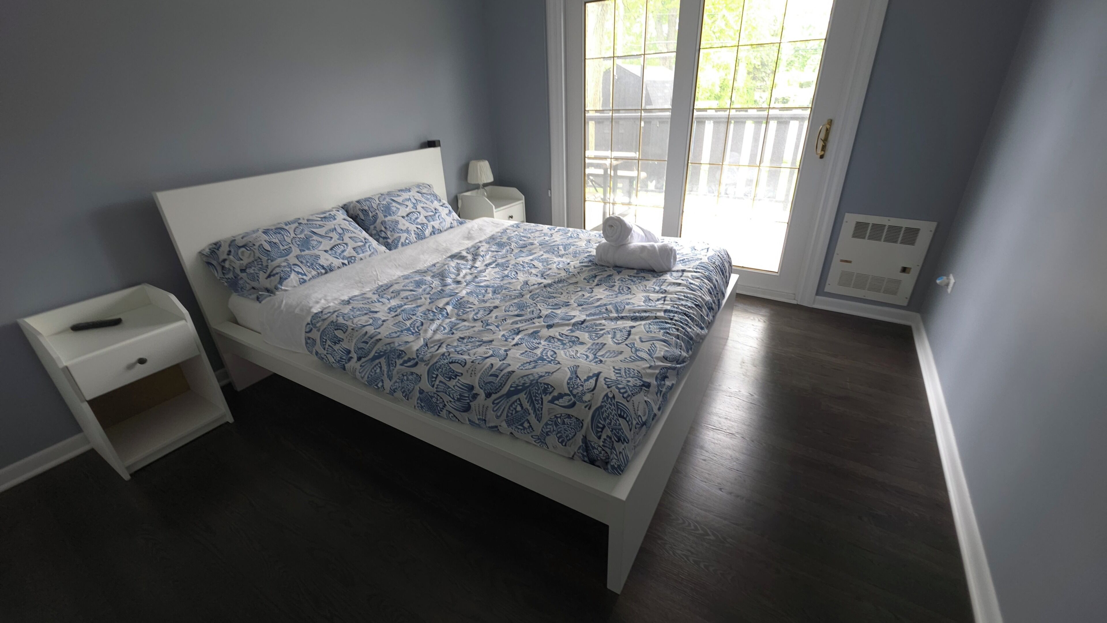3 bedrooms, desk, free WiFi, bed sheets