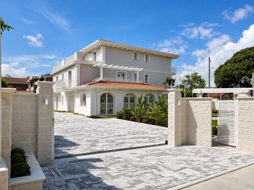 Villa Thymari