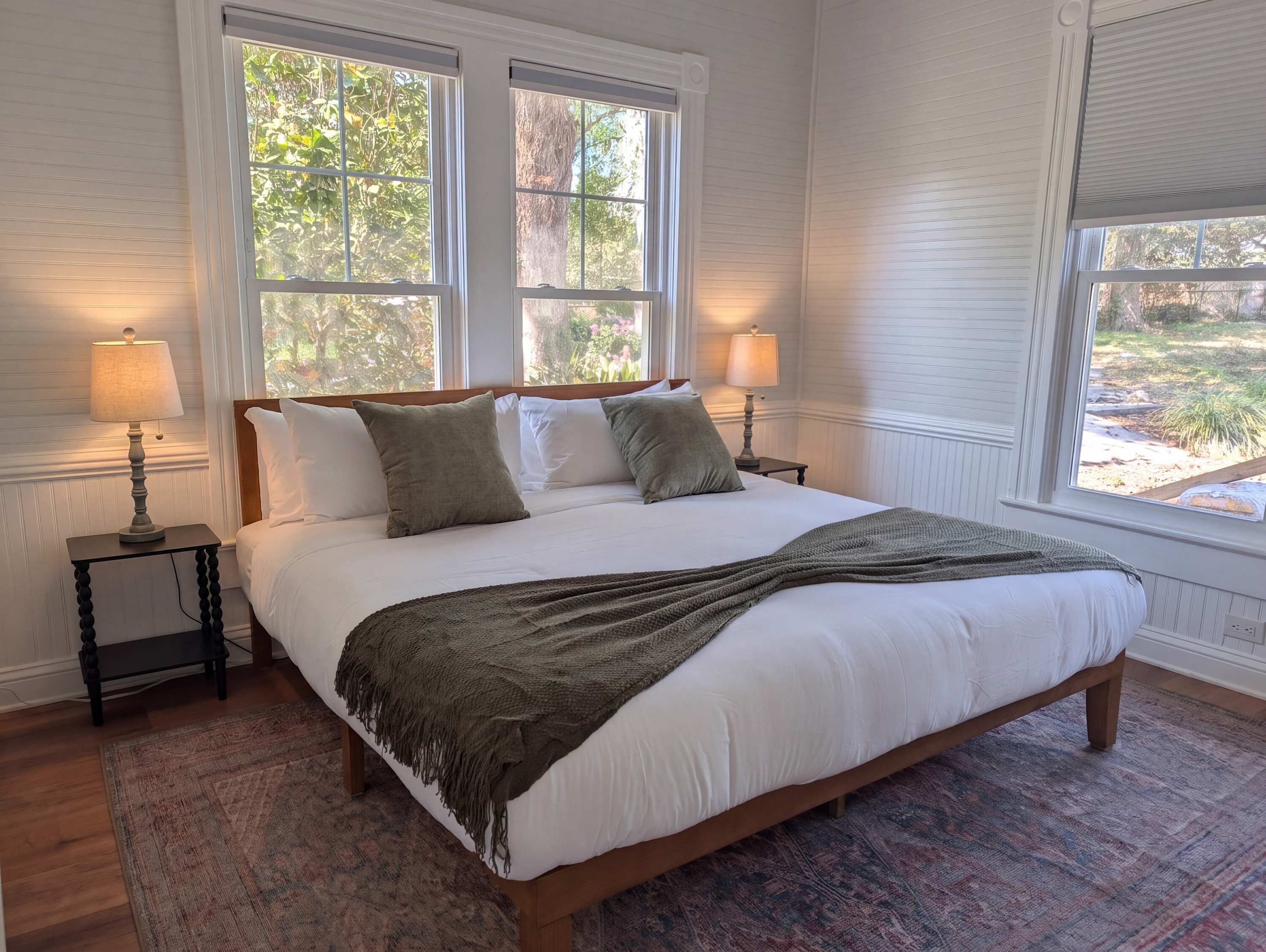 Iron/ironing board, travel crib, WiFi, bed sheets