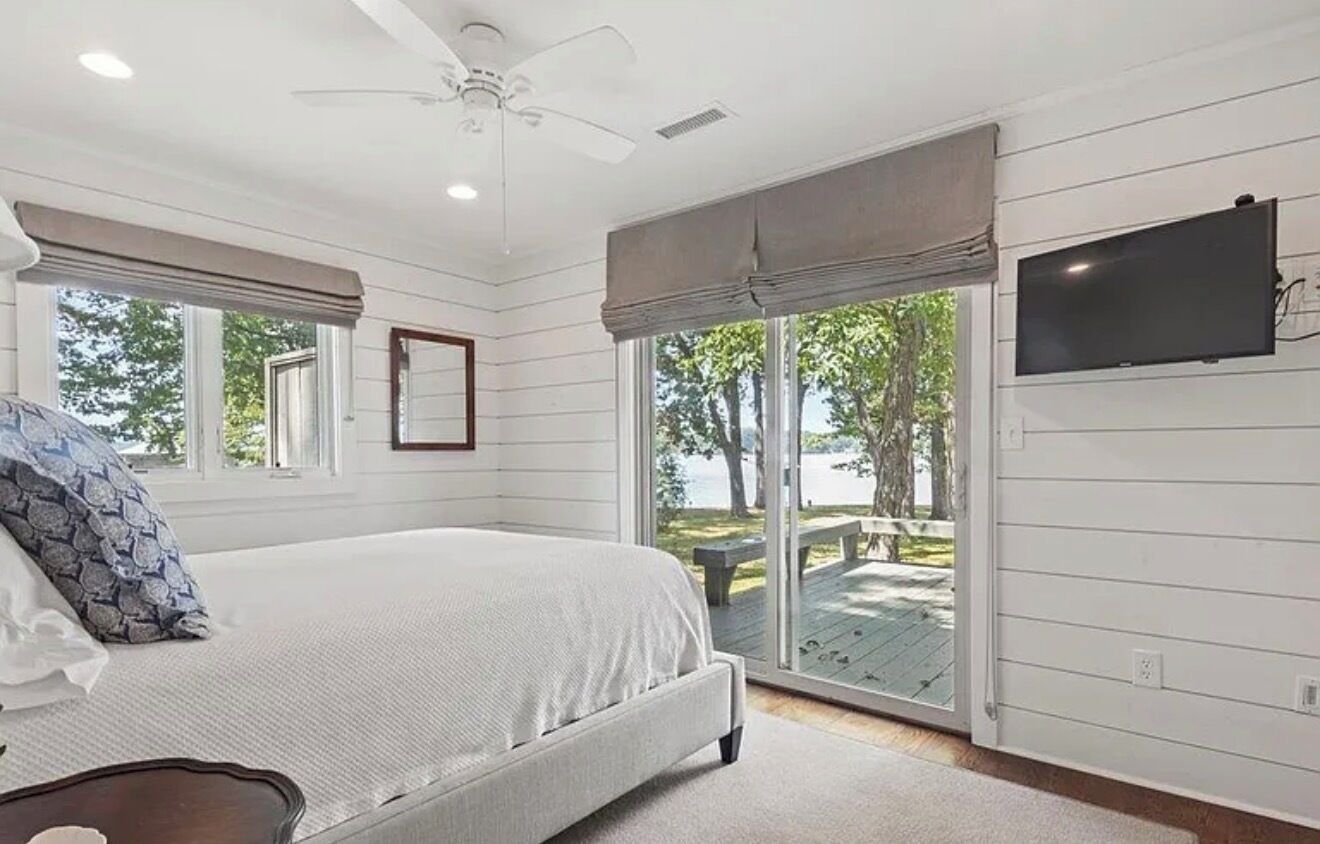 4 bedrooms, free WiFi, bed sheets