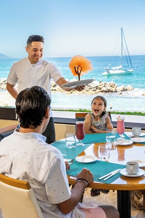 Outdoor dining - Jungle & Ocean Views Garza Blanca PV — 1BR Suite ◆ 5-Diamond Resort (Puerto Vallarta)