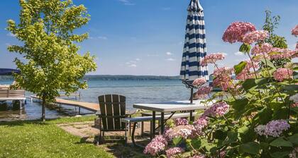 Rustic Cottage Near Interlochen Arts
