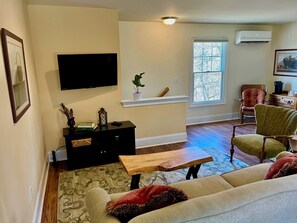Smart TV - Quaint 1-bedroom Farmview apartment near Longwood Gardens (West Chester)