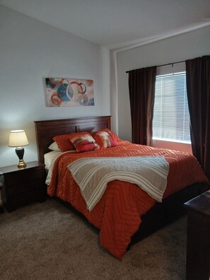1 bedroom, iron/ironing board, WiFi, bed sheets - Cozy 1-bedroom condo in lovely Northwest Las Vegas (Las Vegas)