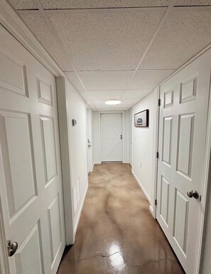 Interior - Queen of Lake Hartwell: 4 Bedroom 3 Bath Lakefront Retreat w/ Private Dock (Townville)