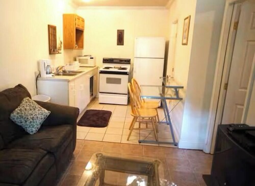 One Bedroom converted Apartment close to the Rainbow Springs State Park.