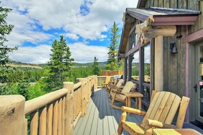 Terrace/patio - Luxury Mountain Estate wHot Tub Sauna & Movie Room (Breckenridge)