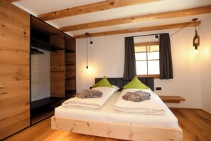 2 chambres, fer et planche Ă repasser, Wi-Fi, draps fournis