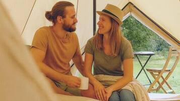 Comfort Tent, Garden View